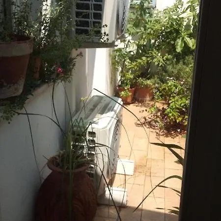 Pensión Feby House